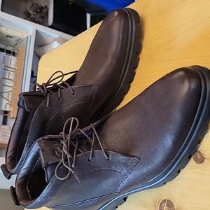 ECCO CITYTRAY AVANT combines the best of full-grain leather LIKE new!